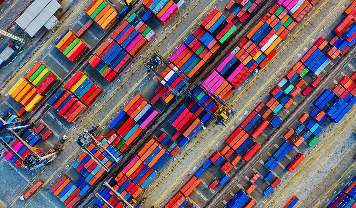 Everything You Need to Know About Contract Transport Services